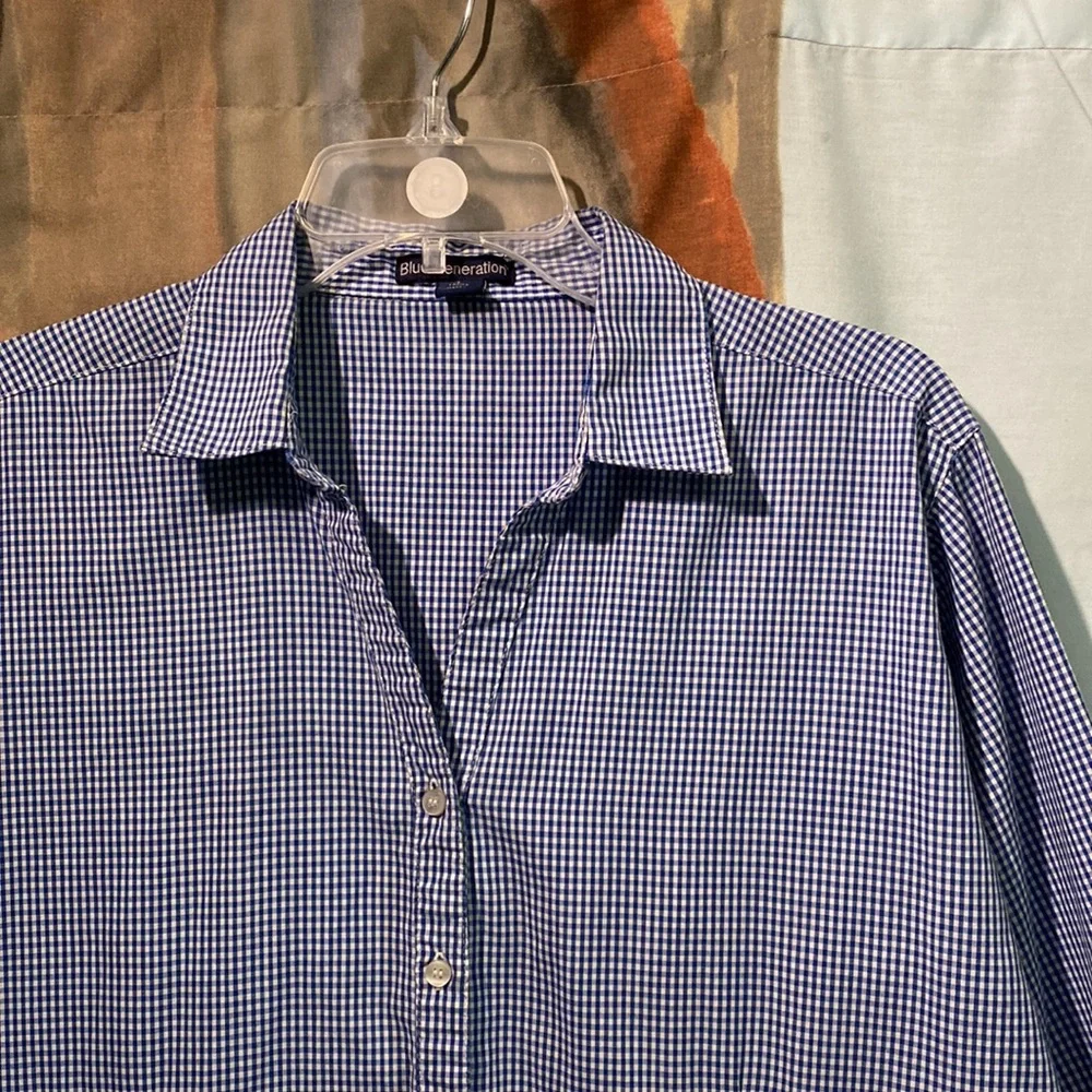 Blue Generation plaid V-neck button down shirt - Picture 2 of 10